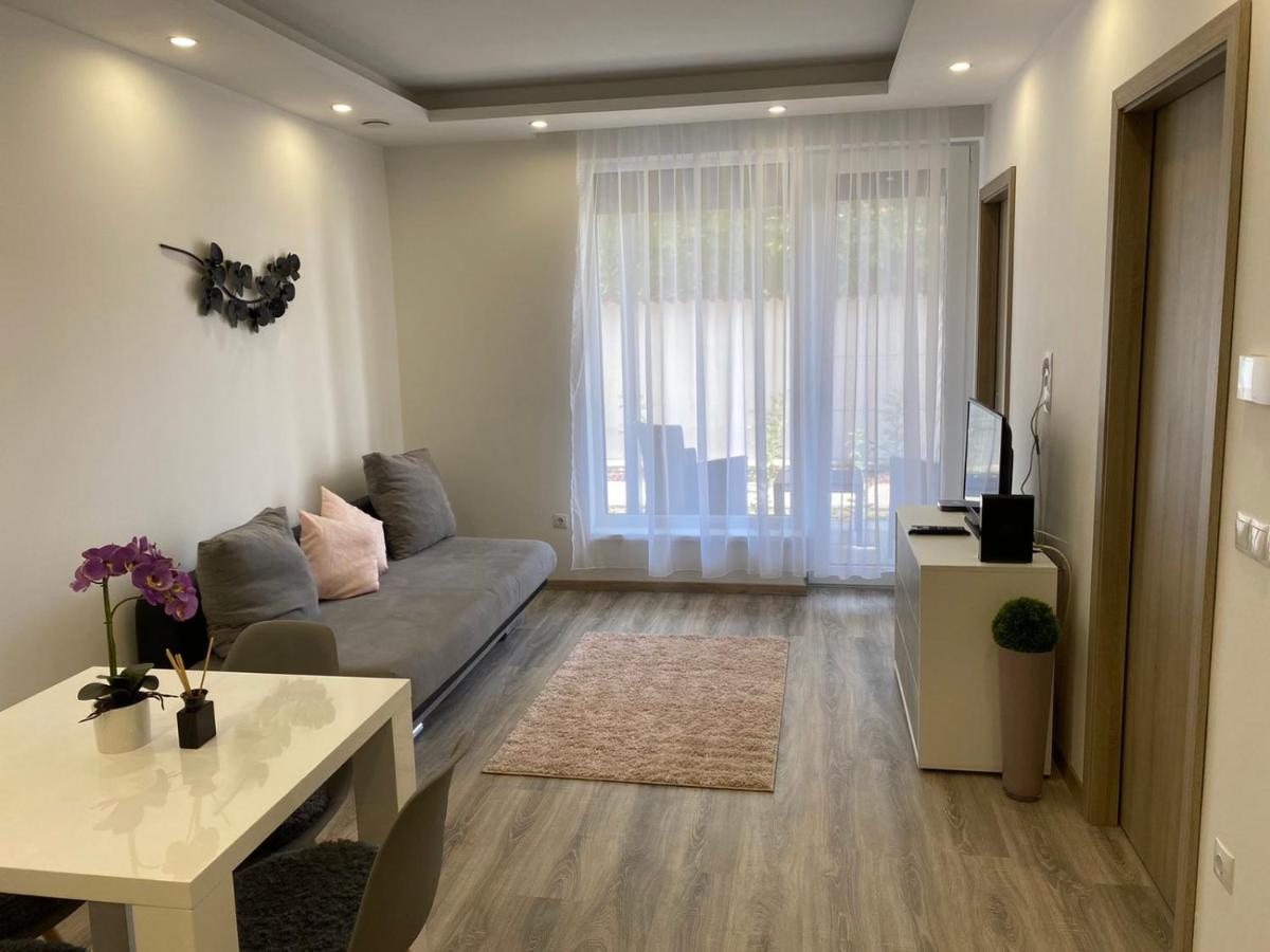 Oasis Apartman Hajdúszoboszló Exteriér fotografie